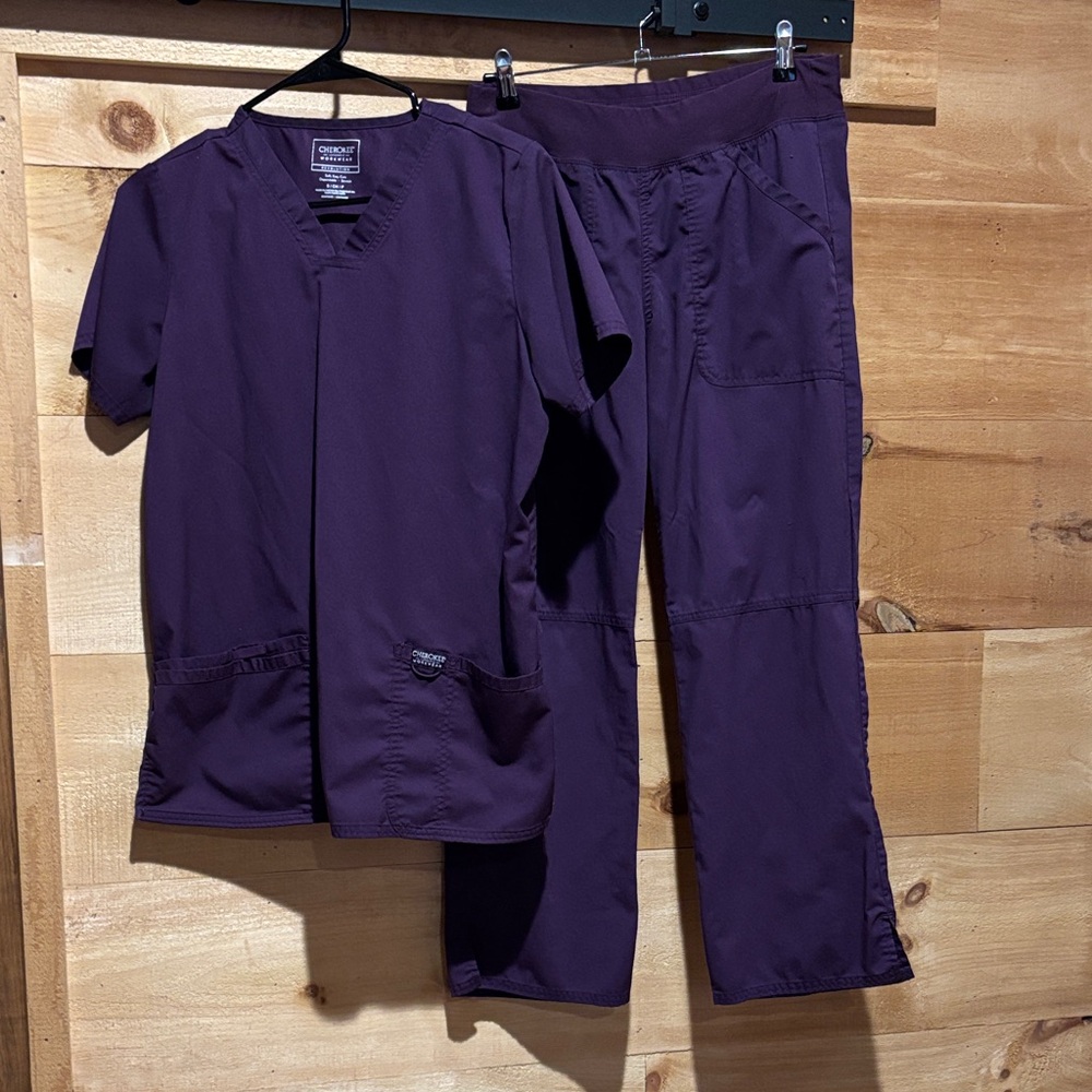 Cherokee Eggplant purple Scrub Set